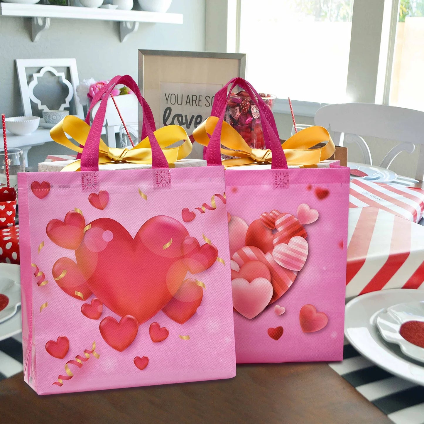 12PCS Happy Valentines Day Reusable Gift Bags, Treat Bags with Handles, Valentines Day Party Bags, Multifunctional Non-Woven Valentines Bags for Gifts Wrapping, Valentines Party Supplies(Red)