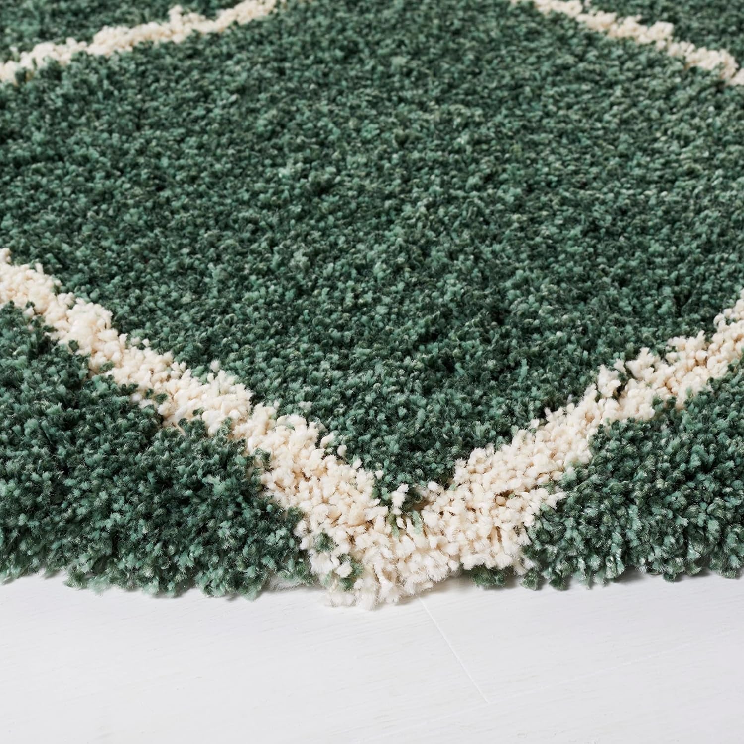 SAFAVIEH Hudson Shag Collection Area Rug - 7' Square, Green & Ivory, Modern Trellis Design, Non-Shedding & Easy Care, 2-Inch Thick Ideal for High Traffic Areas in Living Room, Bedroom (SGH281Y)